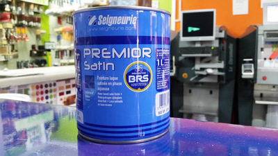 Pintura laca de poliuretano al agua Premior de Seigneurie